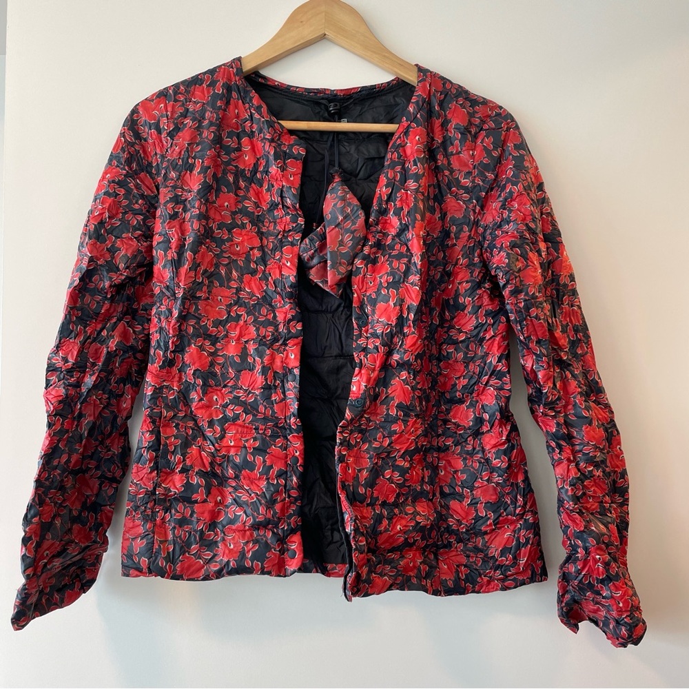 Uniqlo Ultra down light weight jacket - size small - fall jacket